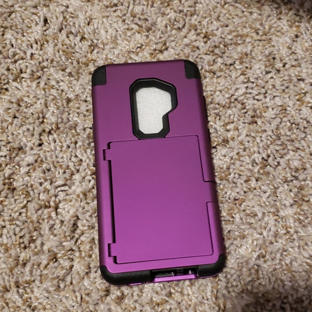 Phone case - Picture 2 of 3